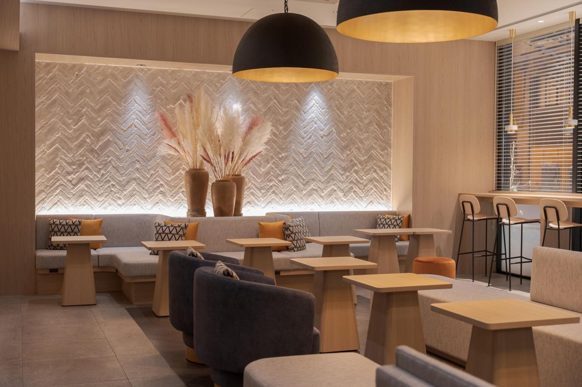 The B Sapporo Hotell Eksteriør bilde